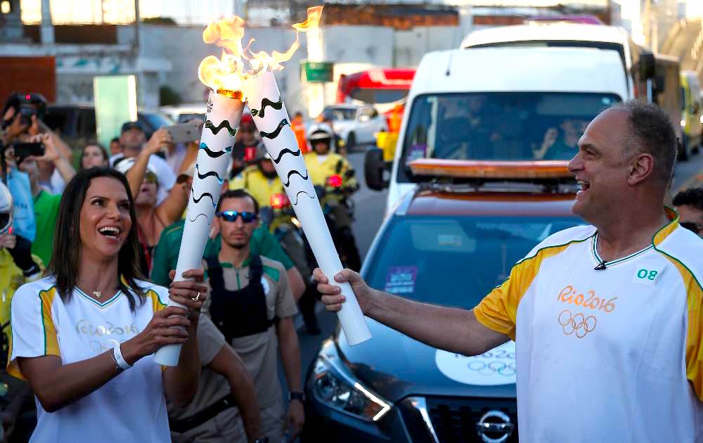 Rio-2016-torch
