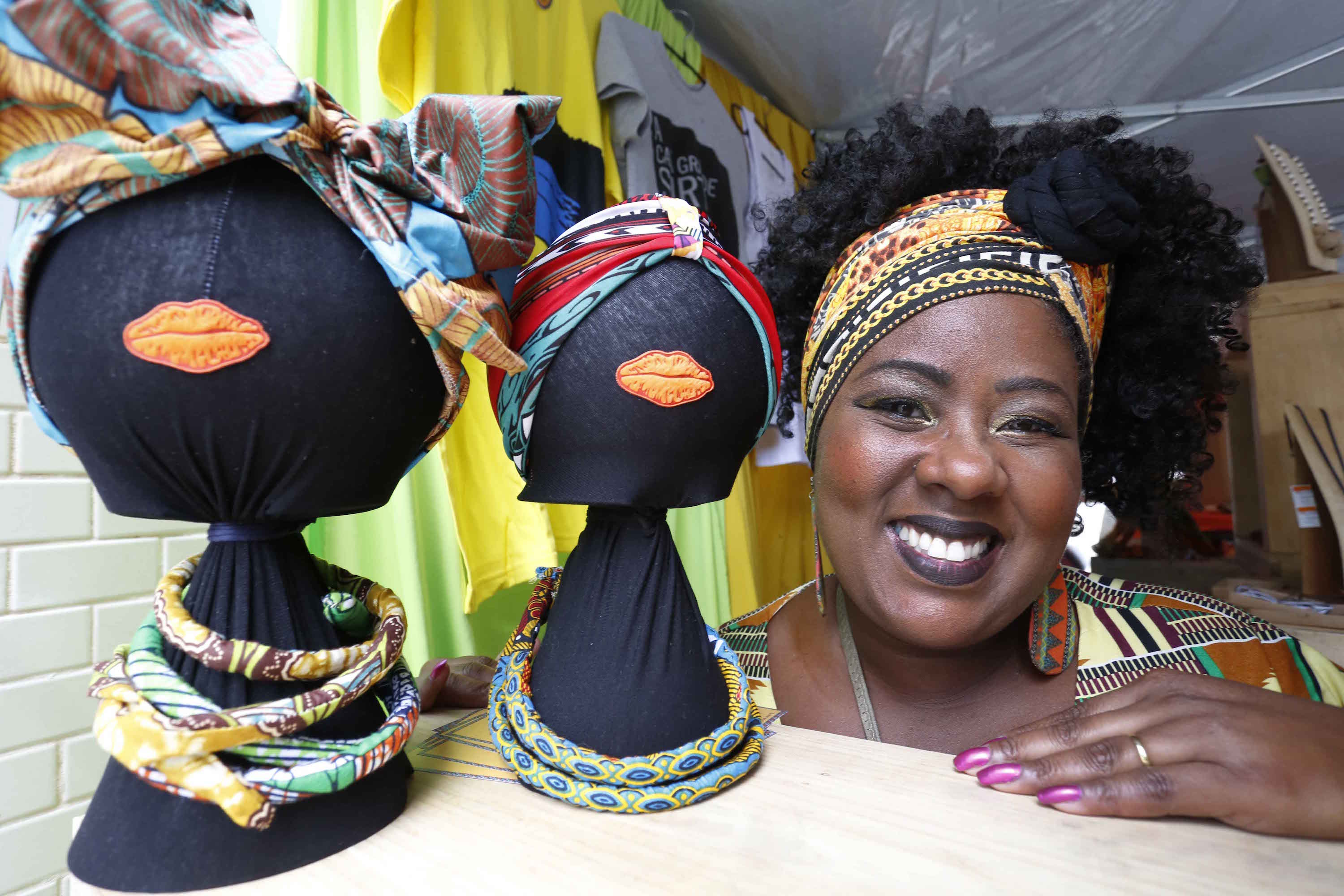 Craftworkers in Rio de Janeiro, Brazil, Brazil News