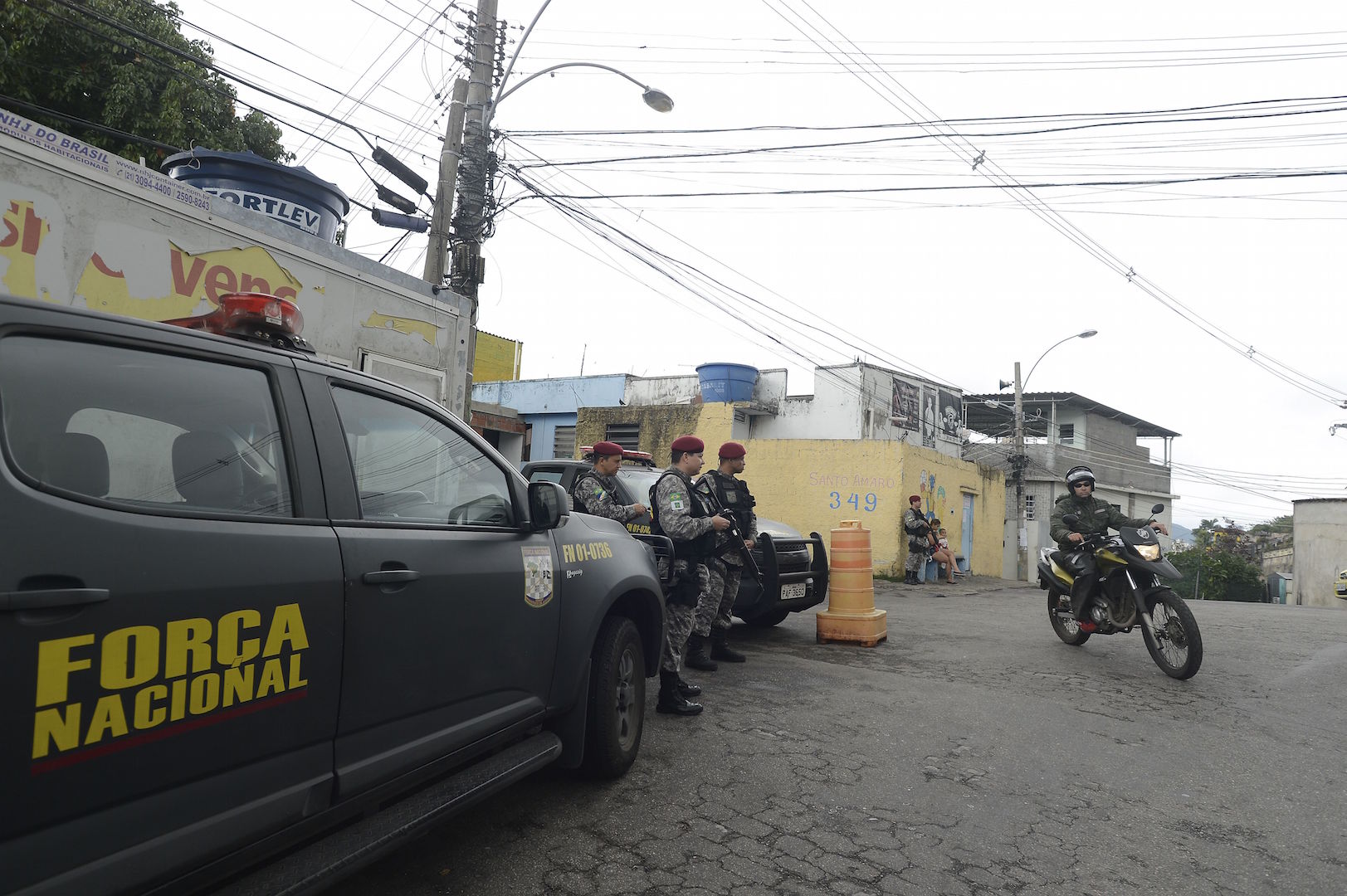 Brazil, Rio de Janeiro,A mega-operation by police is underway to find a fugitive in Rio's favela communities,