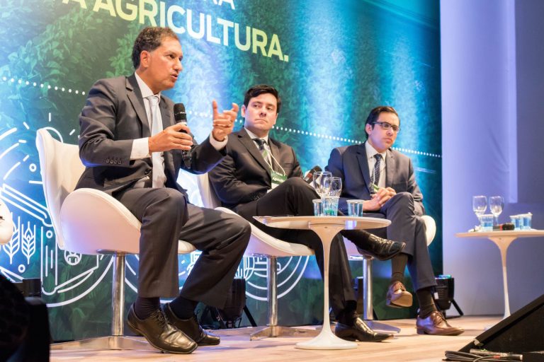 Brazil, Curitiba,WTO Brazilian official, Celso de Tarso Pereira, speaks at the 4th Agriculture Forum of South America,