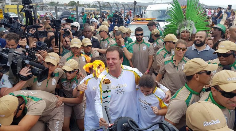 Mayor Eduardo Paes was the first carrier of the Olympic torch, Rio de Janeiro, Brazil, Brazil News