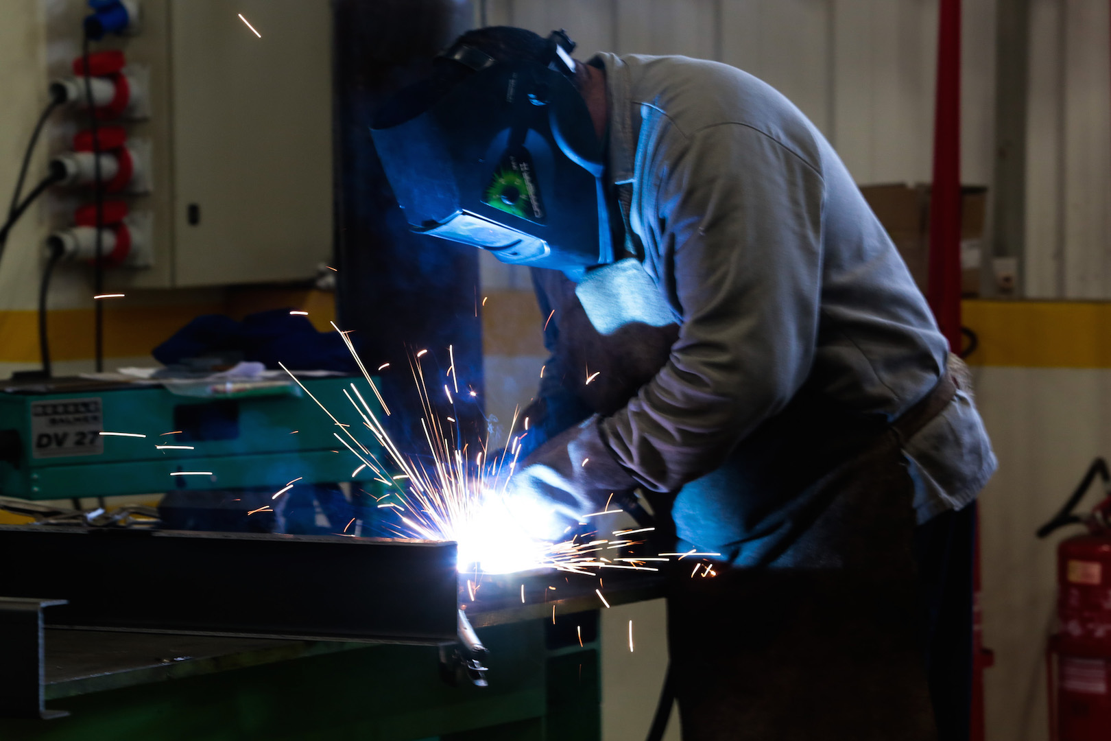 Brazil,Industrial production remained practically stable in July, but still registers retraction for the year,