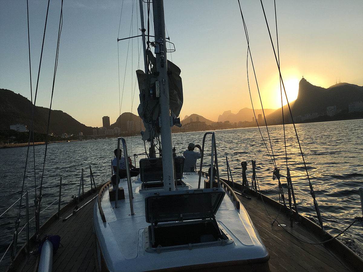 Ride Rio’s Waters in Style with Rio Classic Sailing | The Rio Times