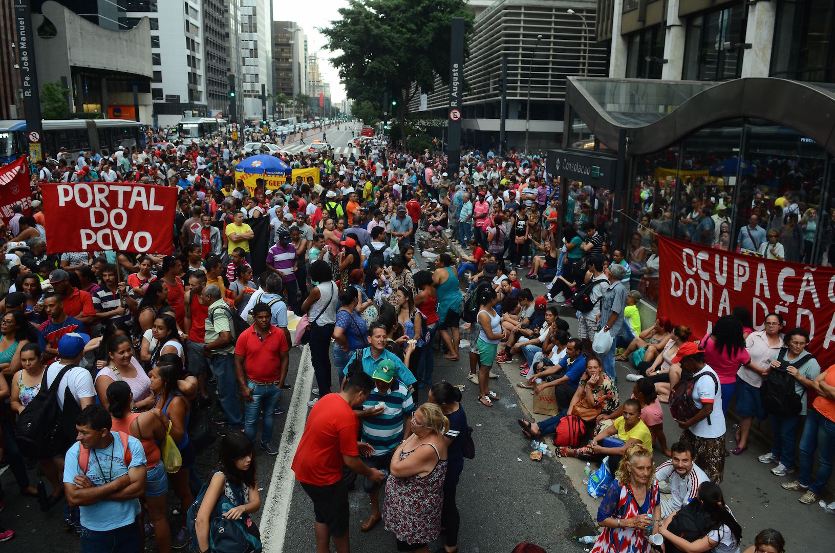 protesters-from-the-mtst-in-sao-paulo-photo-by-_rovena_rosa_agbr