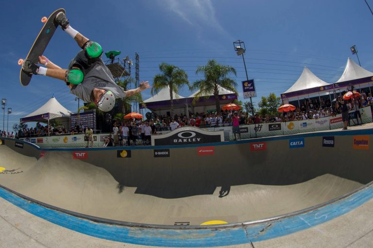 Oi Bowl Jam Skateboarding Competition in Rio’s Madureira