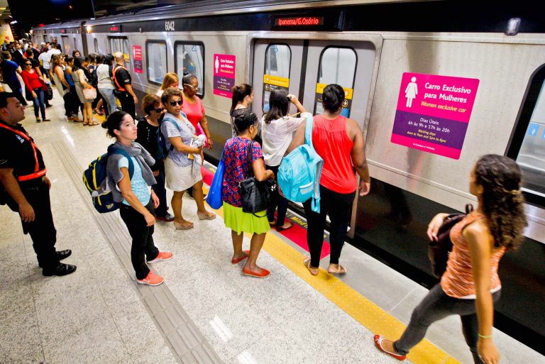 Metro Rio Jesus MetrôRio Announces Special Carnival 2017 Schedule | The Rio Times