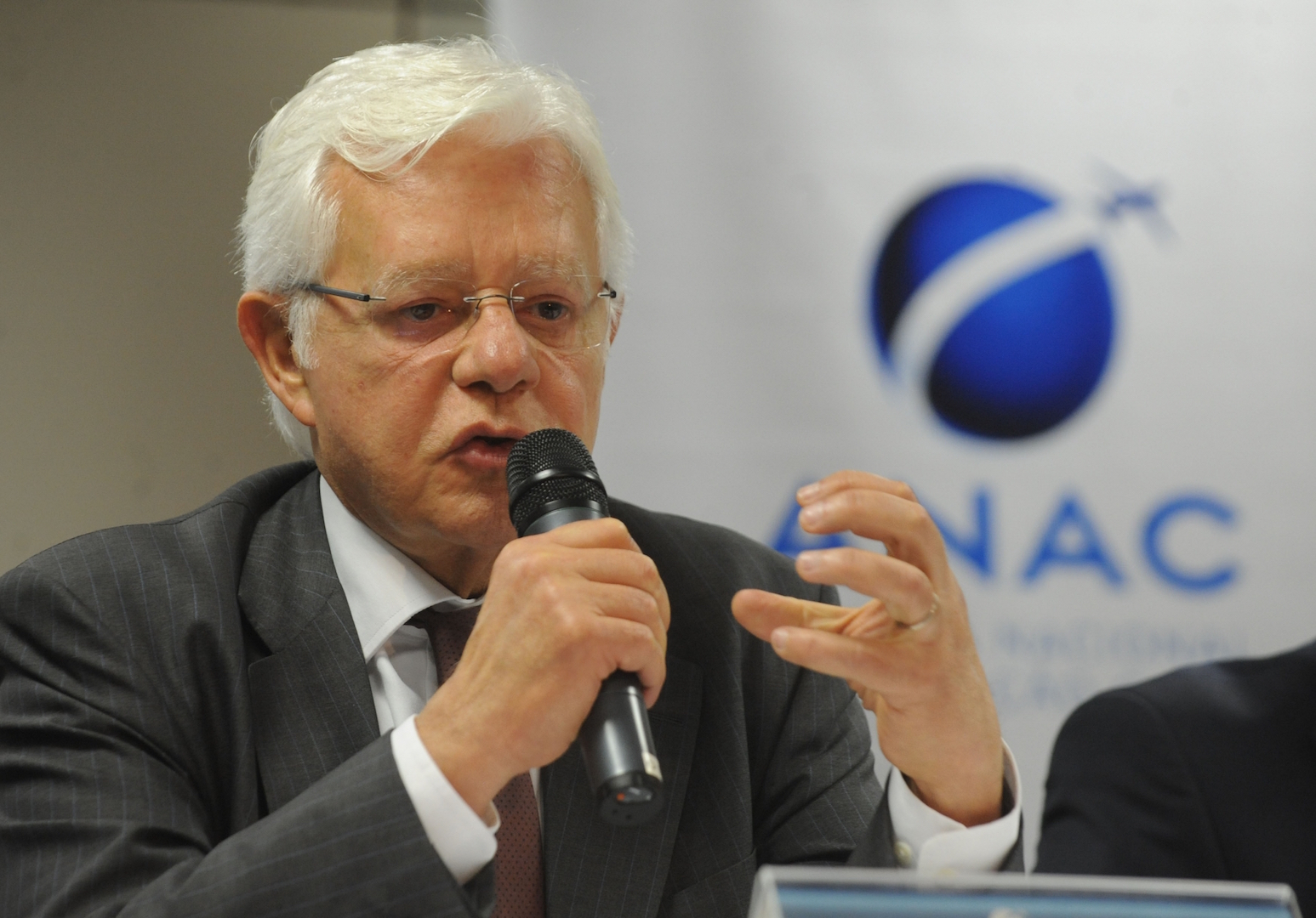 Brazil,As one of President Michel Temer's cabinet members, Wellington Moreira Franco has immunity from being prosecuted by lower courts