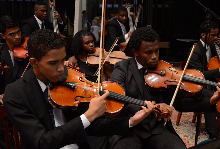 Rio’s Youth Symphony Orchestra Performs in Gávea and Centro