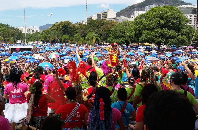 Carnival bloc in Rio de Janeiro attracts thousands,,