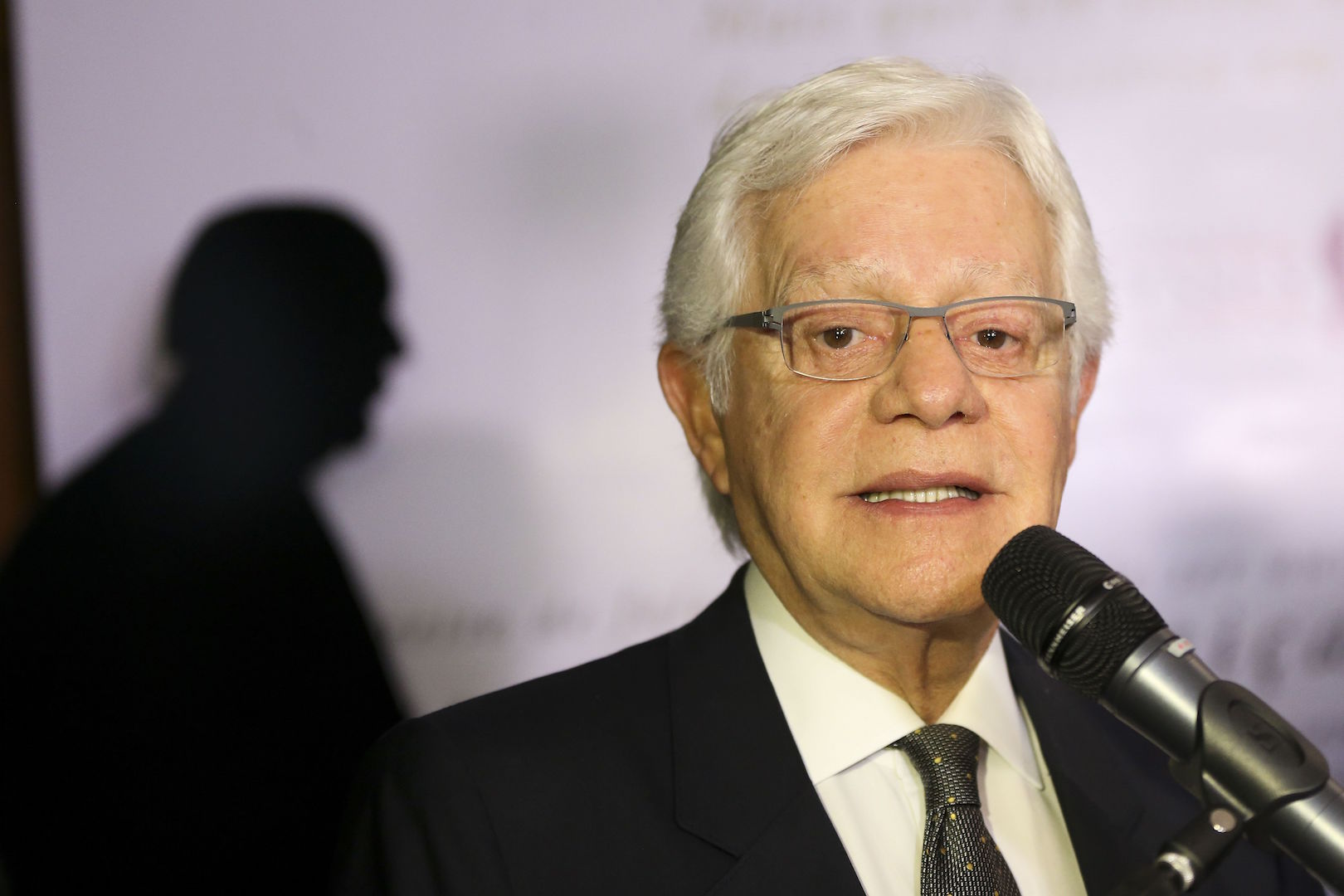 Brazil,Infrastructure Minister Moreira Franco, hopes government will receive R$3 billion in airport concessions,
