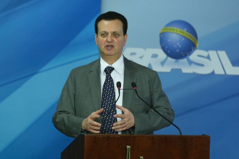 Brazil,Communications Minister Gilberto Kassab, does not discard a government intervention at Oi,