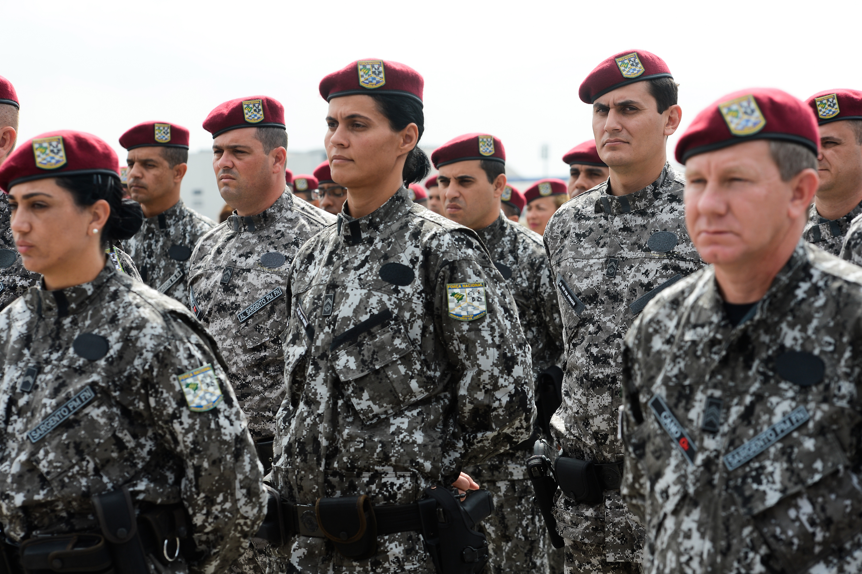President Michel Temer authorized the sending of 800 police officers to reinforce security in Rio de Janeiro, Brazil, Brazil News