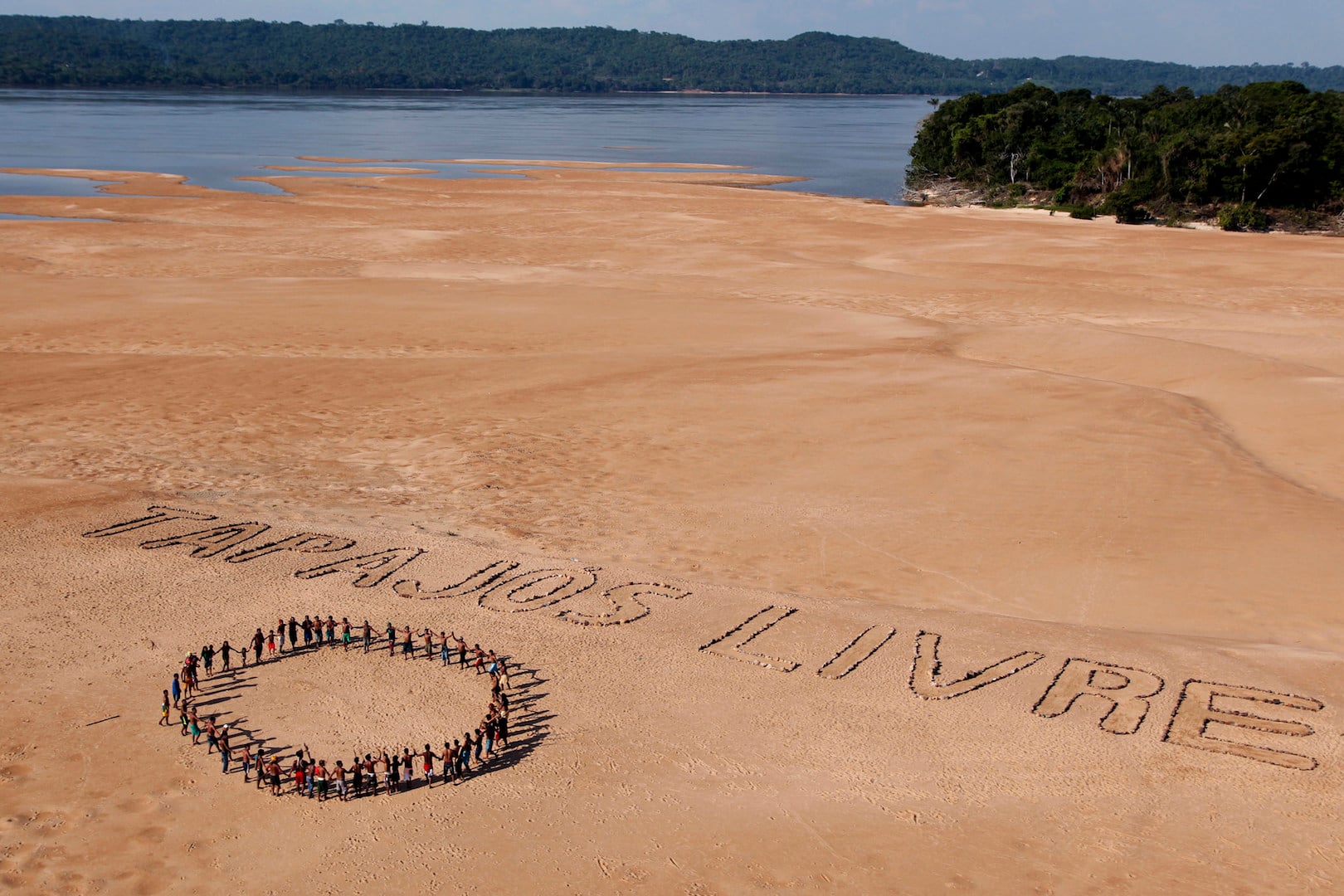 Brazil, amazon, Para,Munduruku indians protest against the construction of hydroelectric plants along the Tapajos River,