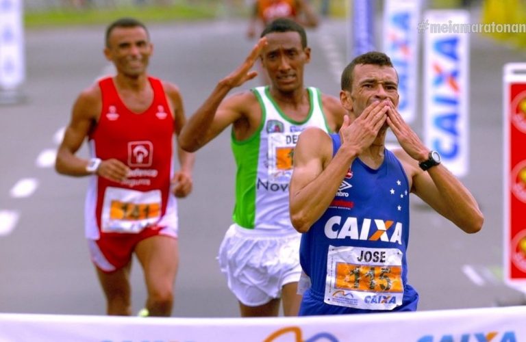 Brazil’s José Márcio Leão Wins Rio Half Marathon