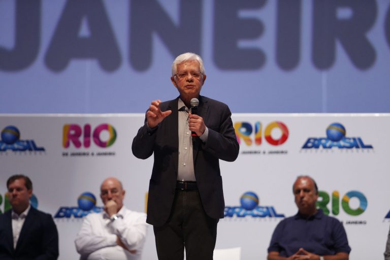 Brazil, Rio de Janeiro,General Secretary to the Presidency, Moreira Franco, participates inthe announcement of tourist plan for Rio de Janeiro,