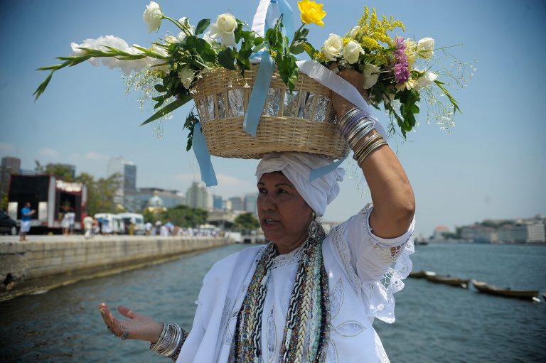 Rio’s Mayor Cuts Sea-Goddess Iemanjá Procession Funding