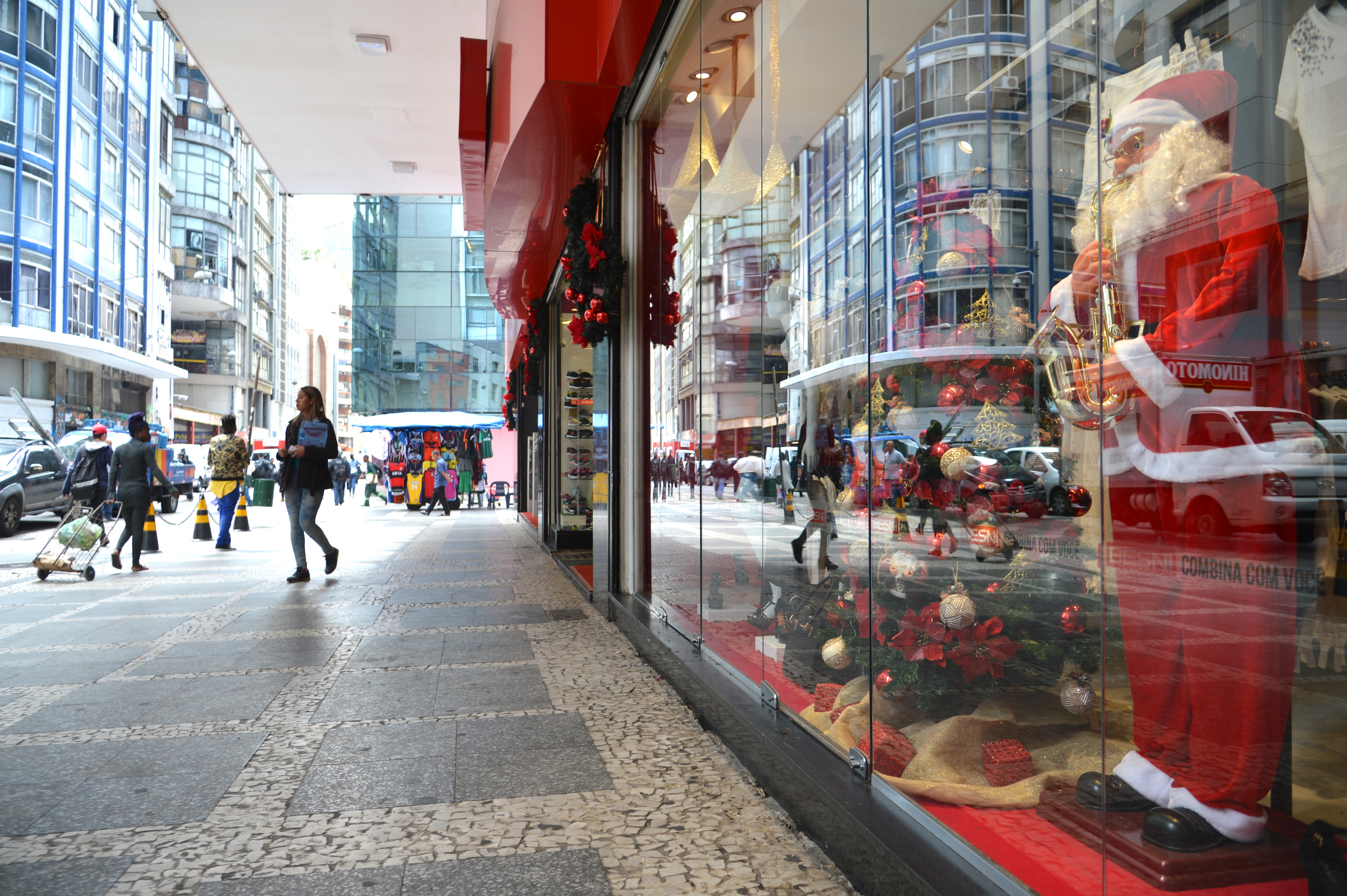 Sales Over Christmas in Brazil Show First Increase in Three Years, Rio de Janeiro, Brazil, Brazil News