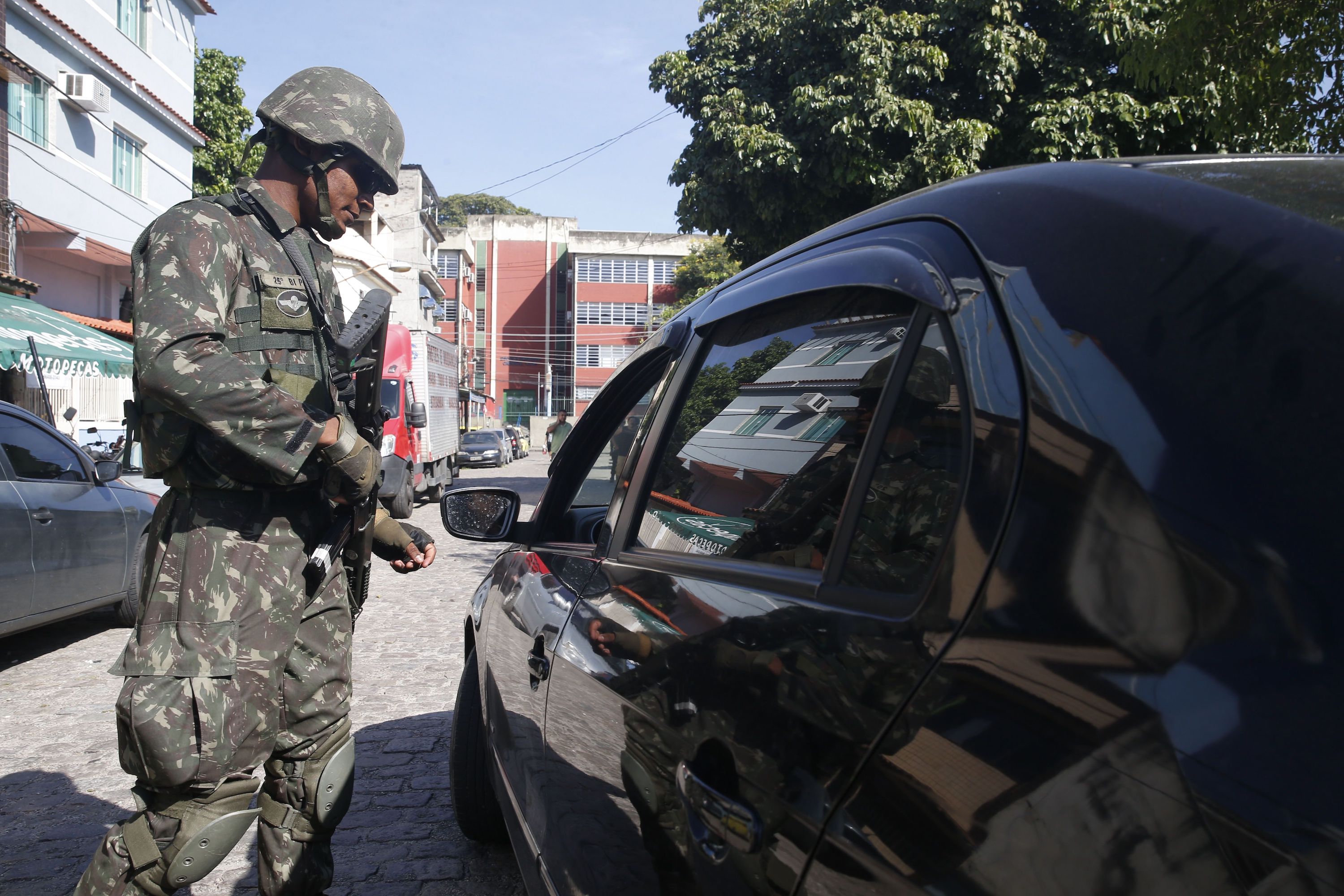 Armed-Forces-Rio