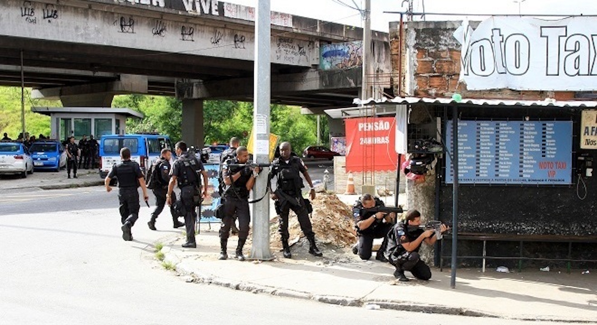 Brazil, Rio de Janeiro,Confrontation between police and drug traffickers are common in Cidade de Deus neighborhood