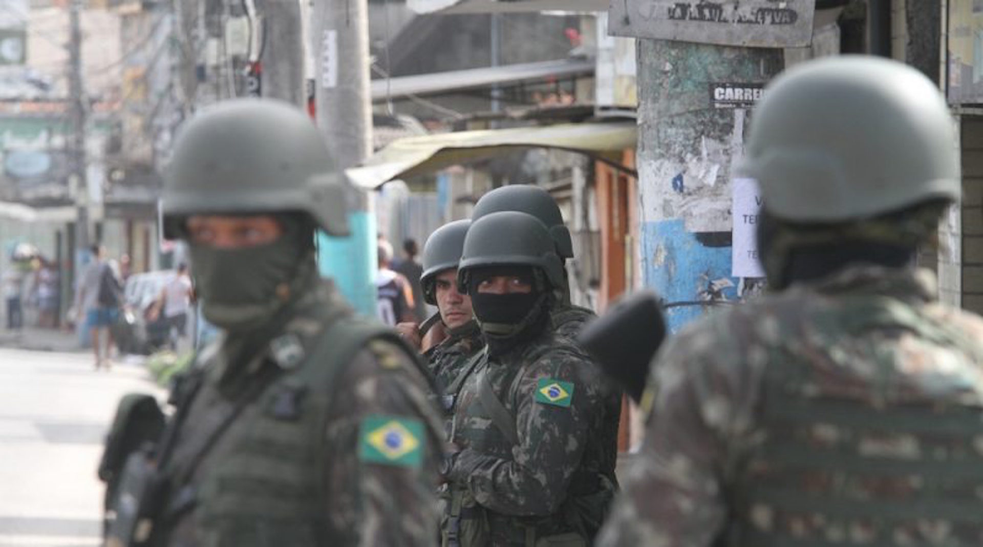 Brazil, Rio de Janeiro,Federal troops were once again called in to help patrol violence ridden areas in Rio de Janeiro on Wednesday