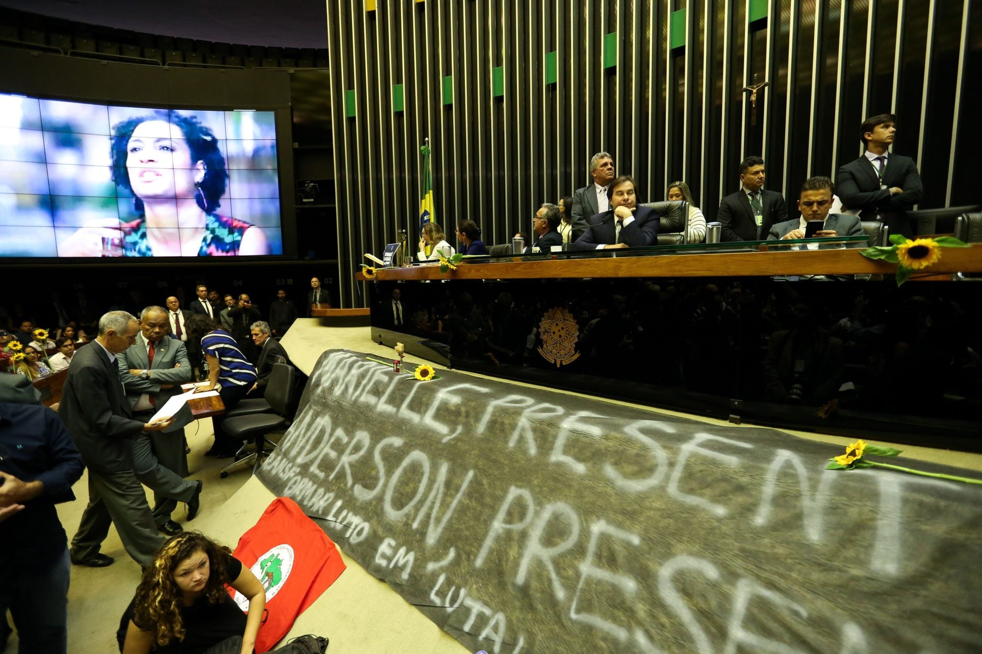 Peru Awards Eva Ayllón Medal of Honor of Culture