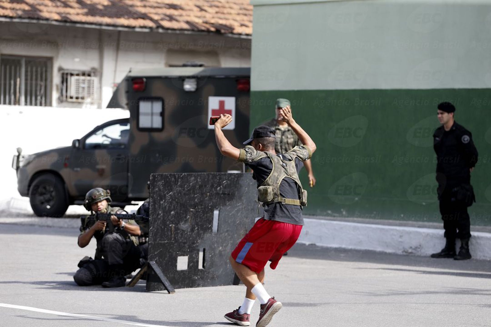 Brazil,Armed Forces began training Rio de Janeiro's military police force this week as part of the intervention plan