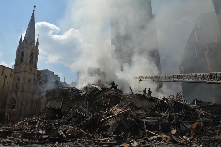 Brazil, Sao Paulo,São Paulo Firefighters Search For Survivors of Collapsed Building