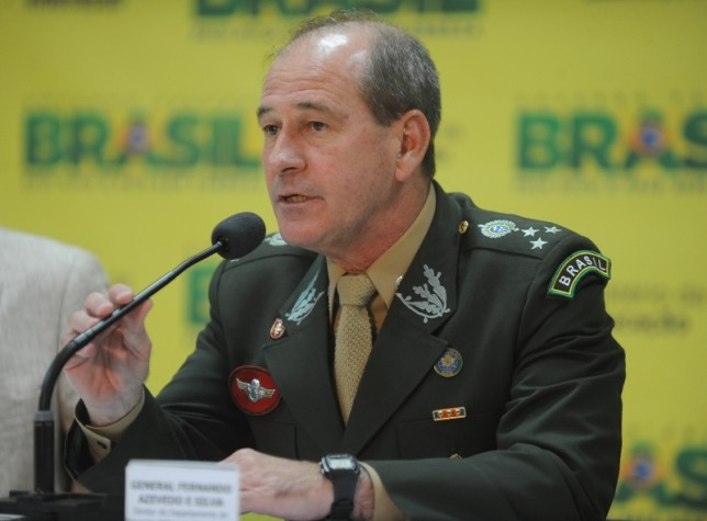 Bolsonaro Taps General Azevedo e Silva for Brazil Defense Minister