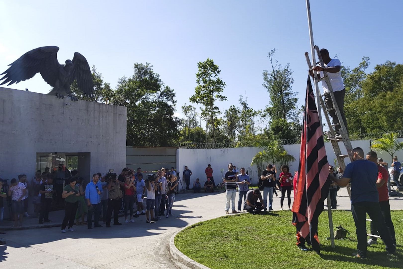 Brazil,Flamengo's team flag is lowered at half mast to honor the ten dead in Friday's fire at the training camp.