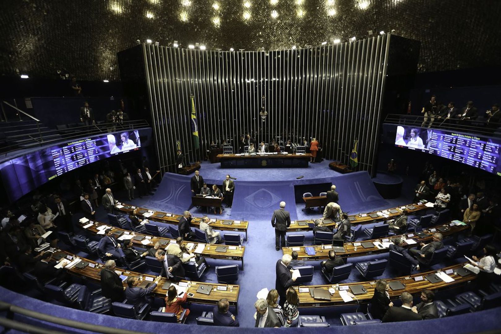 Brazil,Brazilian Senate approves bill which would fine companies that do not pay equally men and women for same job position
