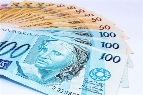 Brazil’s public debt reaches almost USD 1 trillion