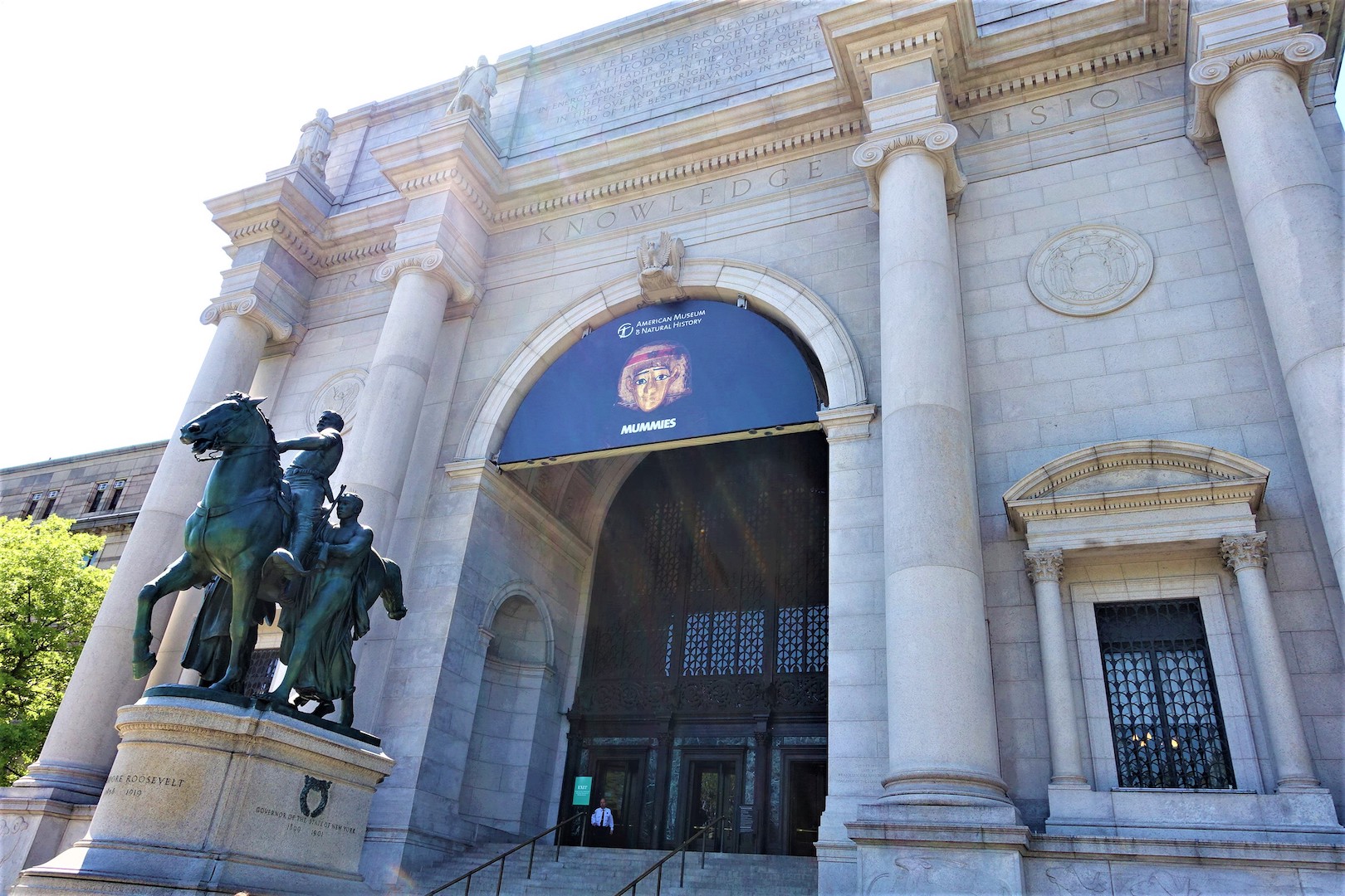 Brazil, NYC,The American Museum of Natural History announced it was no longer the location of the May dinner honoring Jair Bolsonaro