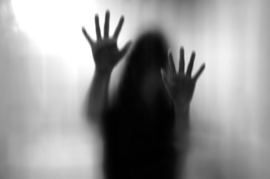 Rape is a non-bailable offense and a heinous crime. In other words, someone included in this category has greater difficulty in responding to this crime in freedom and obtaining the possibility of parole.