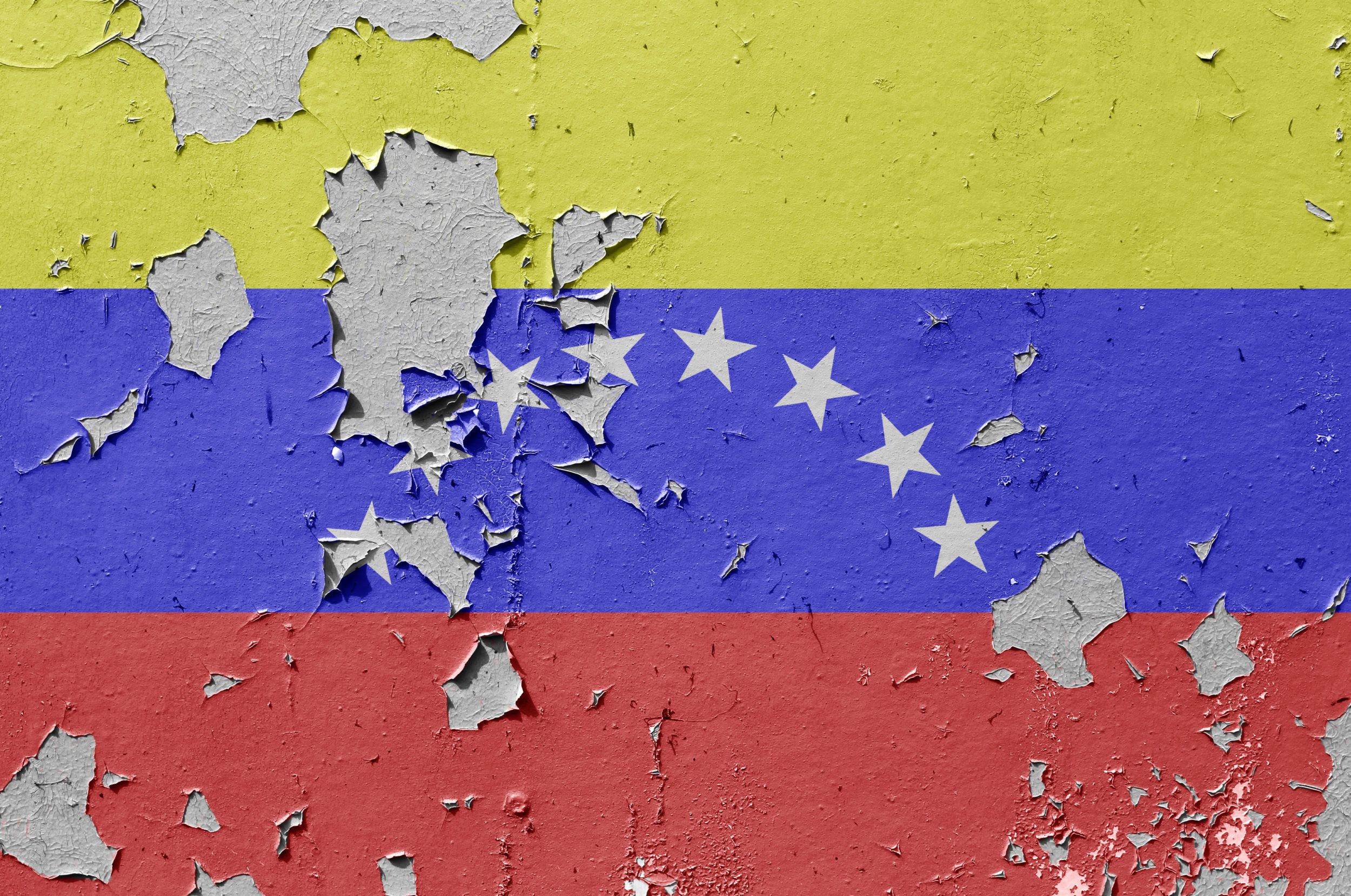 "It is our intention and that of the Americans that there is a rift in the army, because it is they who still support Maduro. It is the armed forces that decide whether a country lives in a democracy or in a dictatorship,"