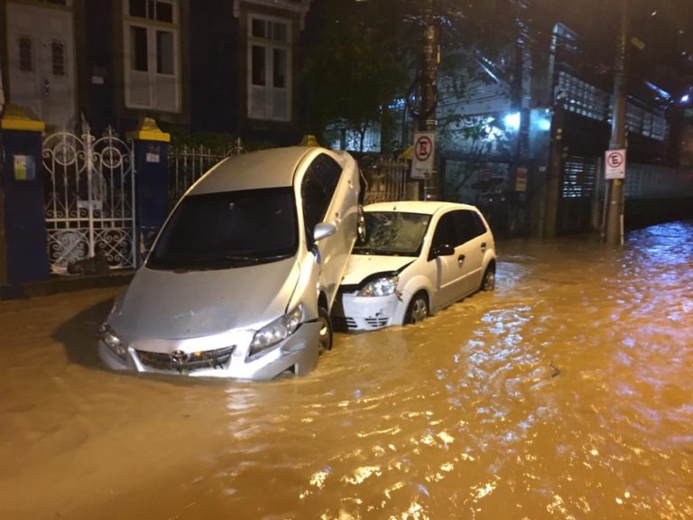 Brazil, Rio de Janeiro,The city of Rio de Janeiro faced a torrential downpour on Monday, leaving at least three persons dead.