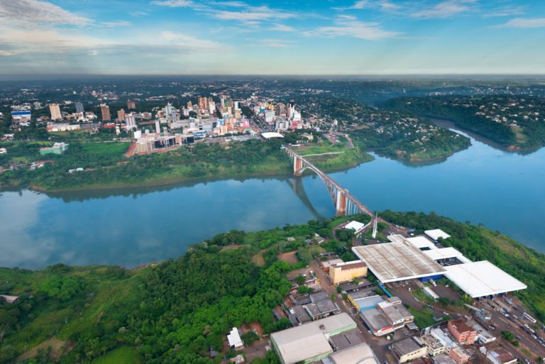 Experts in Paraguay demand Brazil border closures due to advance of Manaus coronavirus variant