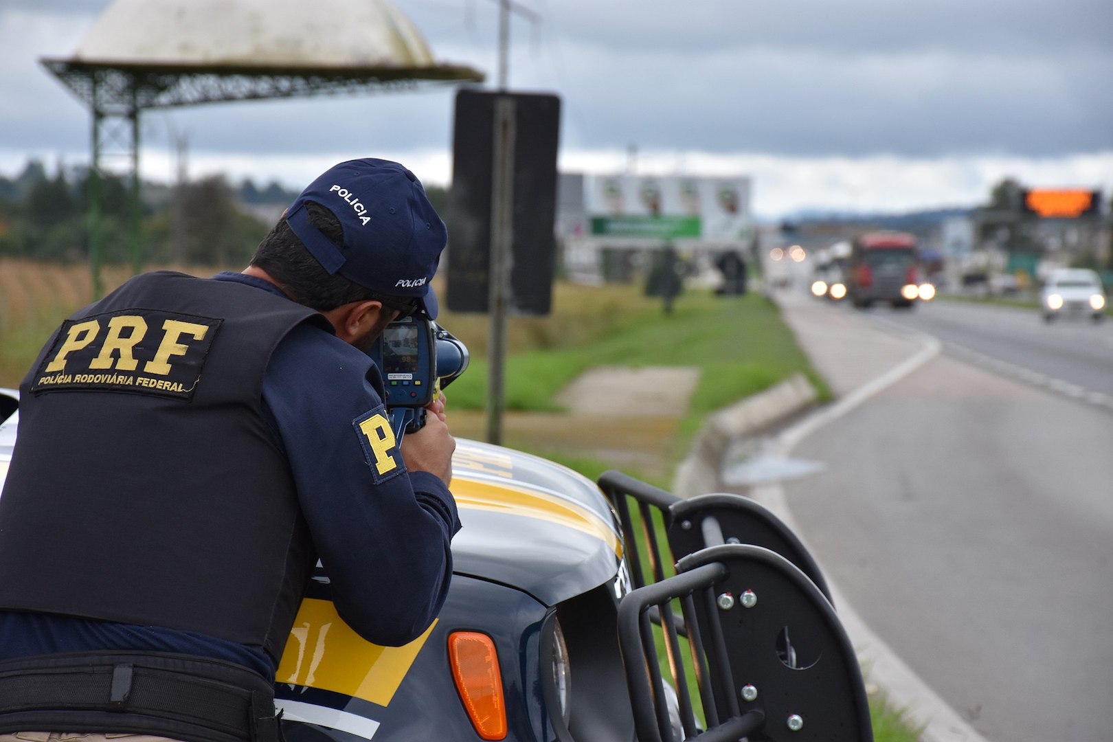 Mobile radars being used by federal highway police may become a thing of the past, according to President Bolsonaro,