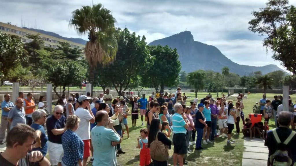 Residents meet in Allah's Garden to celebrate a new chapter in the existence of this park. (Photo private collection)