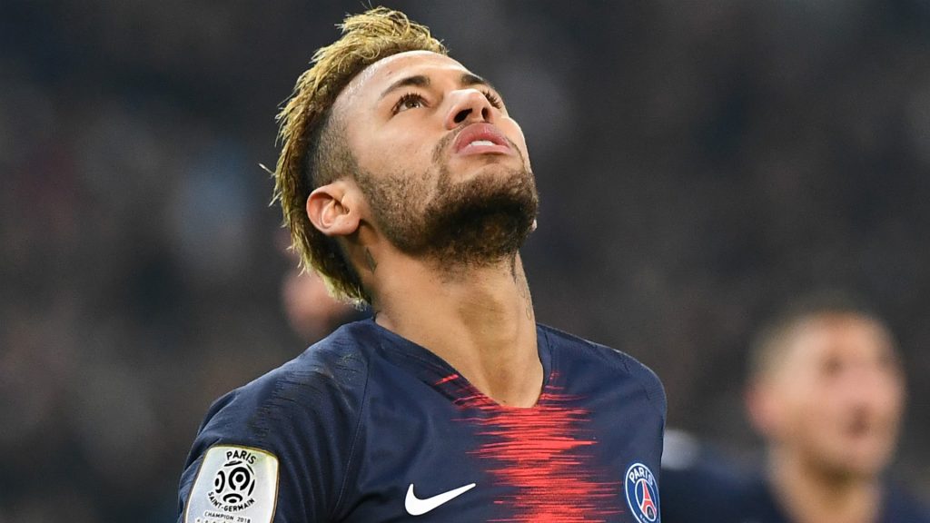 Paris Saint-Germain paid €222 million for Neymar, turning him into the most expensive player in the history of soccer. (Photo internet reproduction)
