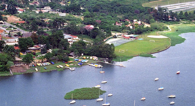 Concentrated in the southern part of the capital, most are in the springs of the Guarapiranga and Billings dams and threaten the supply of five million people in São Paulo