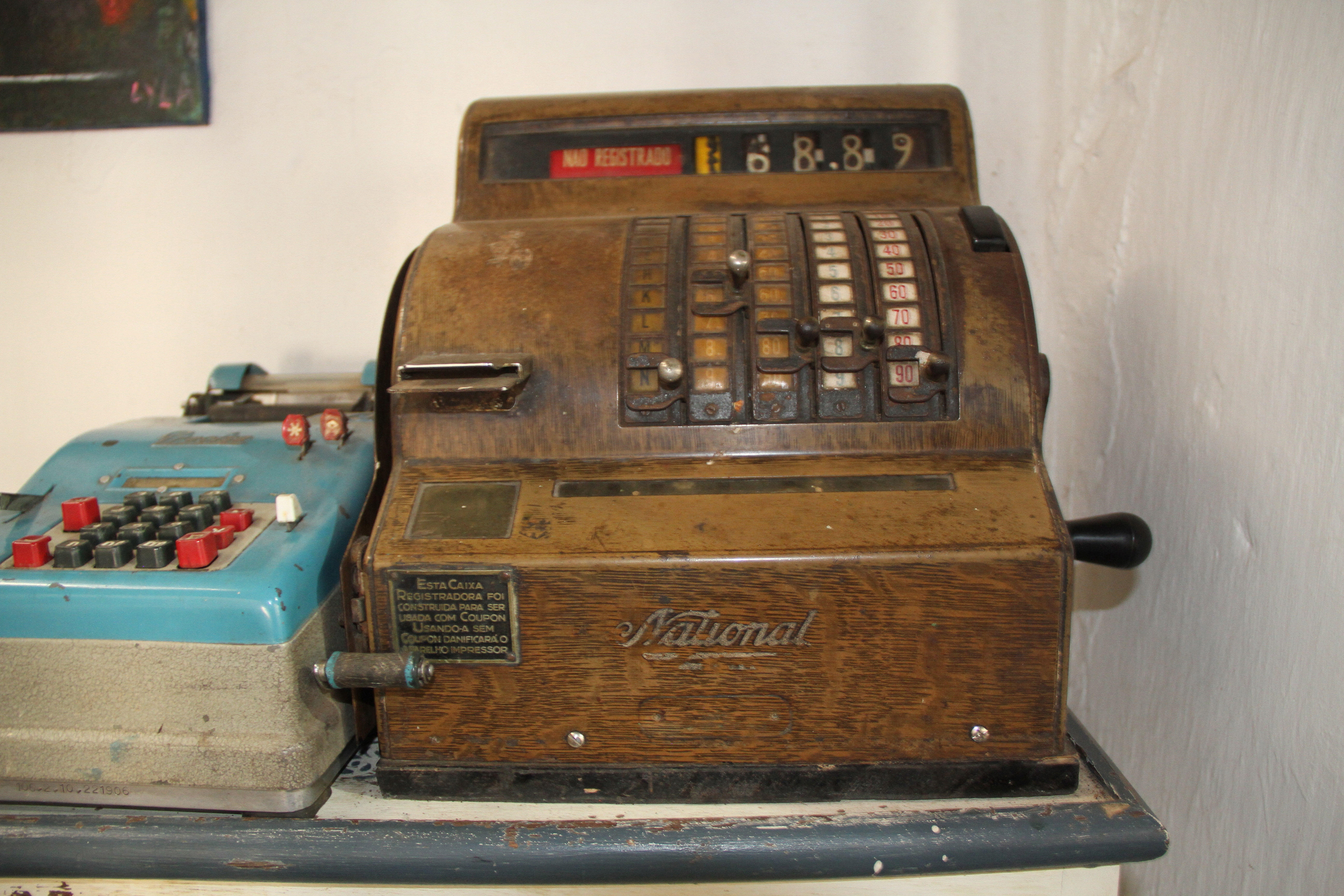 Cash Register, old, 2016, center, Sao Tome das Letras, Minas Gerais, Brazil.