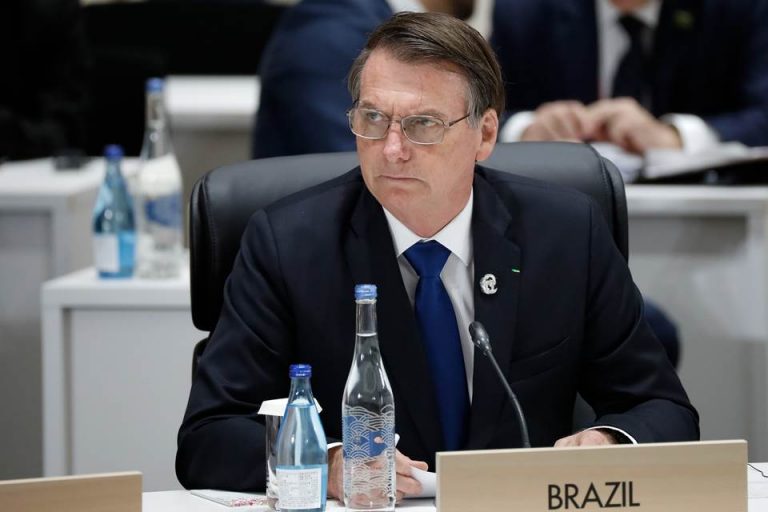 Bolsonaro Returns to Brazil, After G20, Without Meeting Chinese President