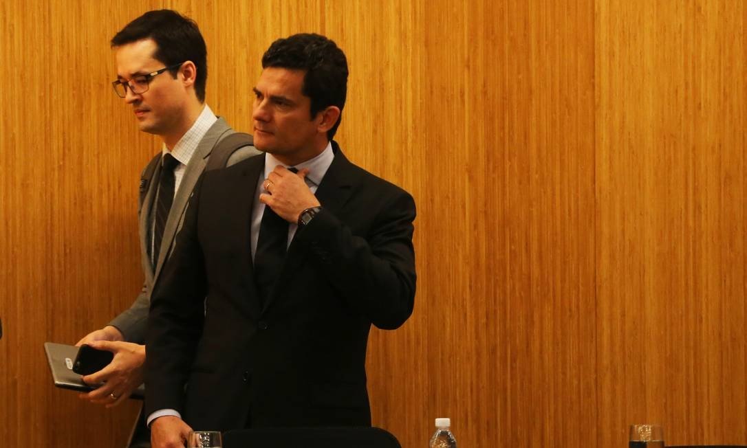 Prosecutor Deltan Dallagnol and Minister of Justice Sérgio Moro.