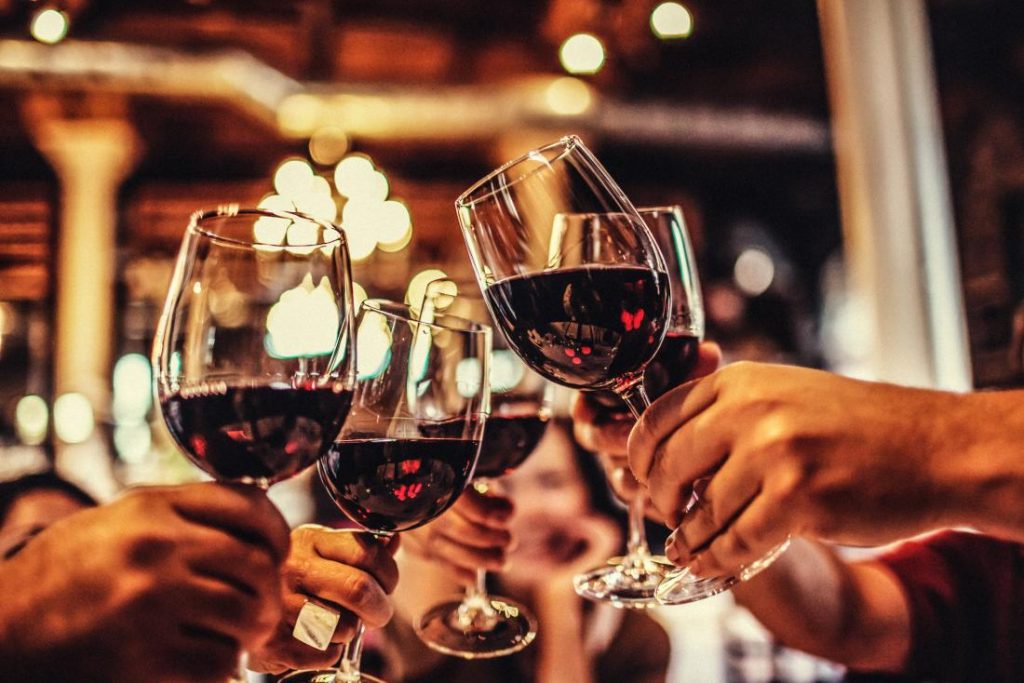 Applicants must specify the neighborhood in which they live and whether they have any dietary restrictions. Each restaurant will host a group of up to 20 people.