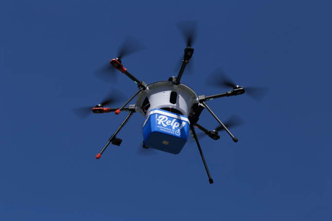 The drone left the Barueri Ecological Park in Alphaville and headed to a residential condo, also located in Alphaville, as its final destination.