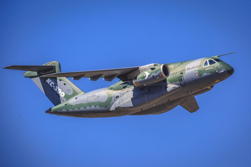 Developed by Embraer Defesa e Segurança, the KC-390 can operate in various settings and unprepared tracks.