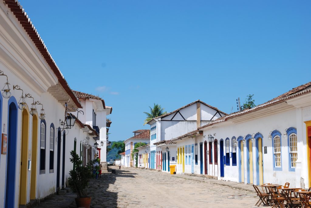 Paraty is a small town designed over 500 years ago by the Portuguese colonizers and home to an impressive heritage.