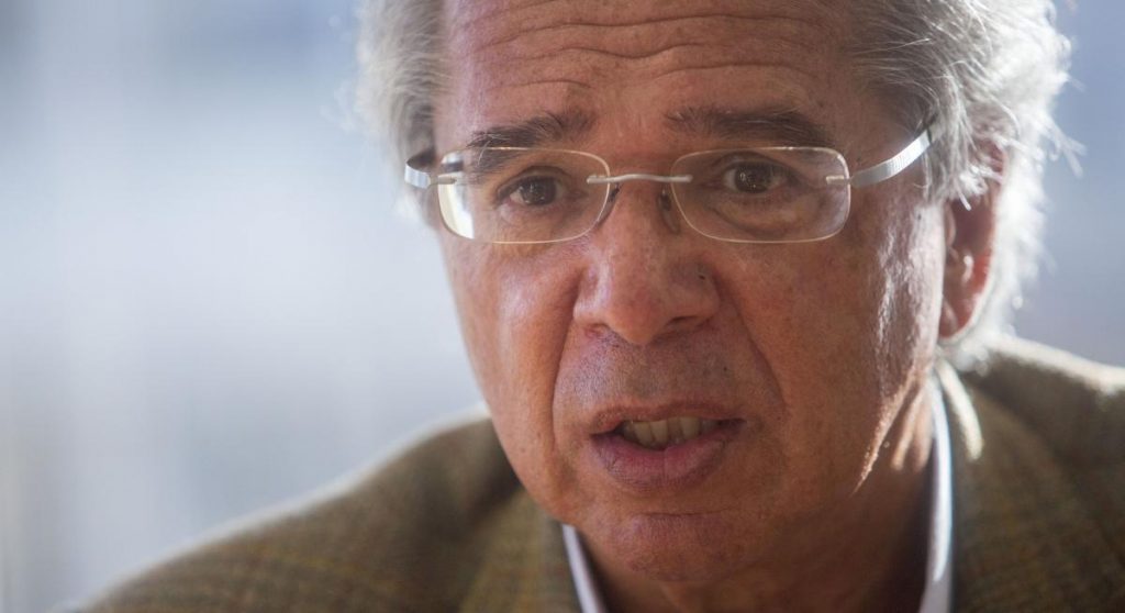 After what happened to Sérgio Moro, Paulo Guedes should not feel so comfortable in his skin at the moment.