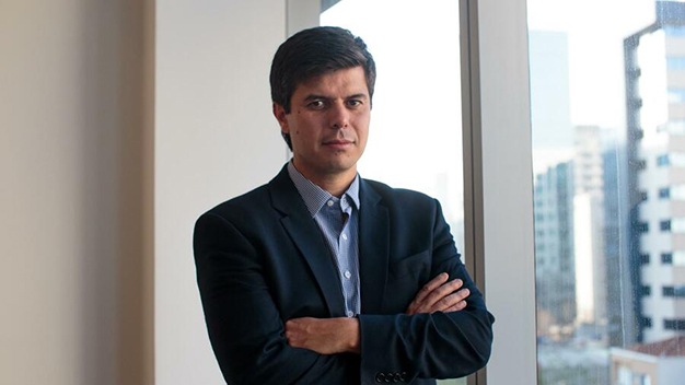 In particular, Frederico, son of Luiza Helena, has been driving the group's digitization since 2000.