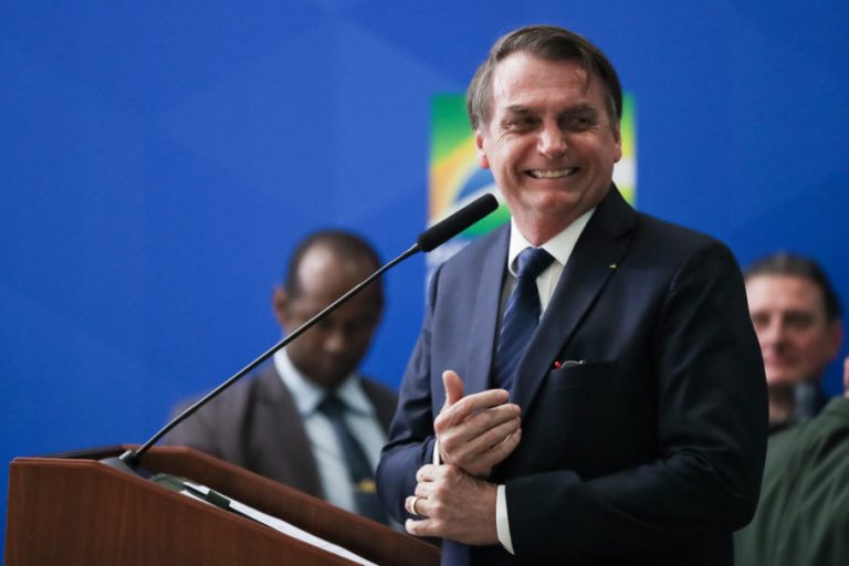 Bolsonaro Releases R$1.1 Billion in Congressional Riders Before Welfare Reform Vote